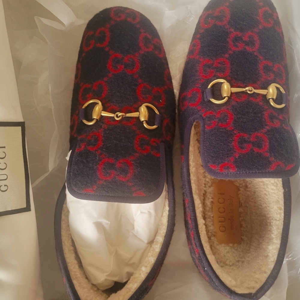 Authentic Gucci logo Moccasins